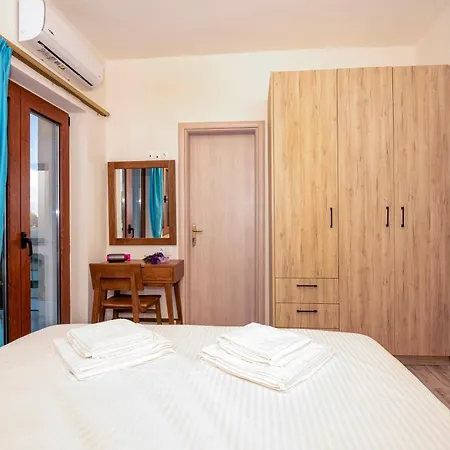 Willa Maroulas Natura Palace Giannoudi (Crete)
